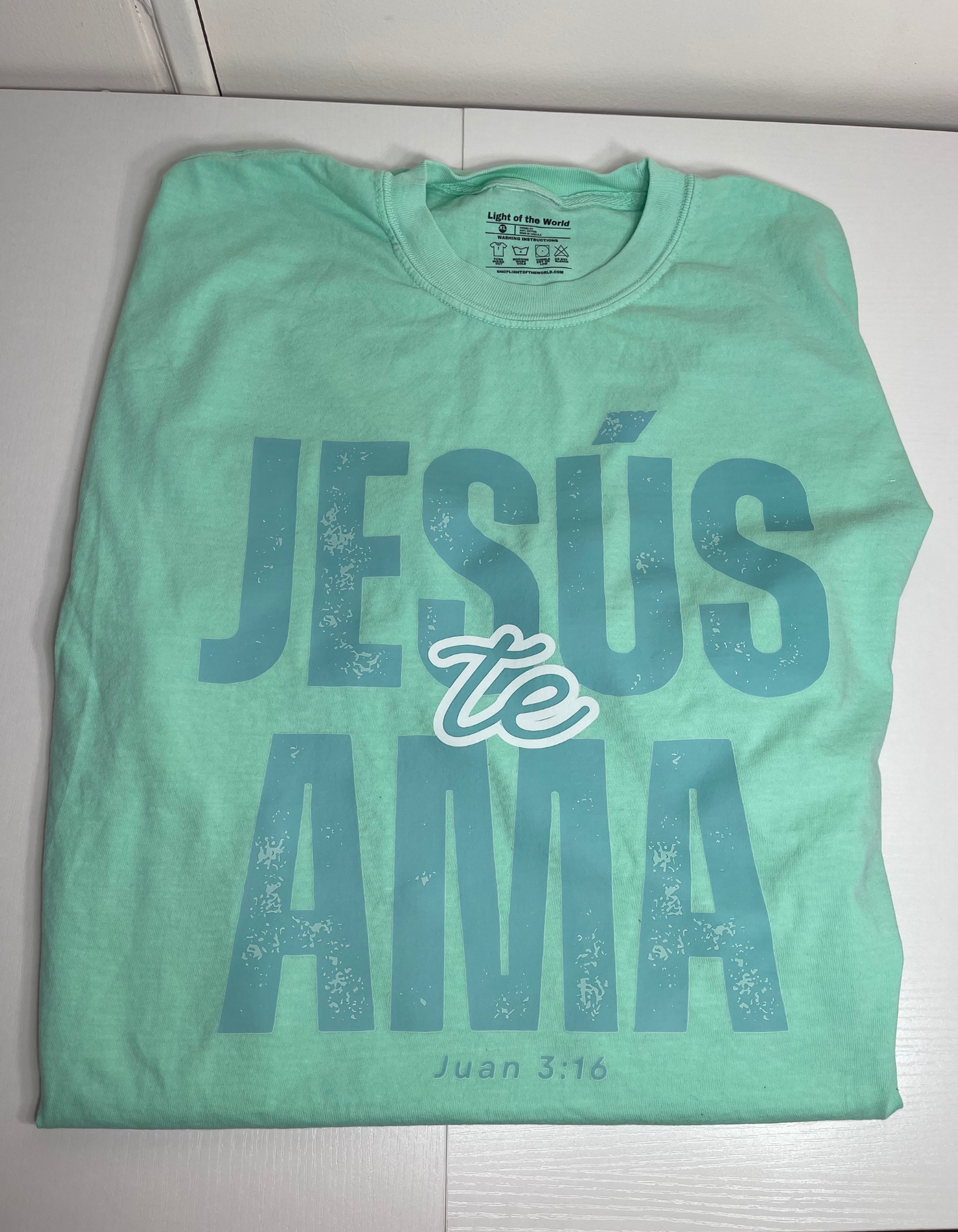 Jesus Te Ama Comfort Colors Tee- Island Reef